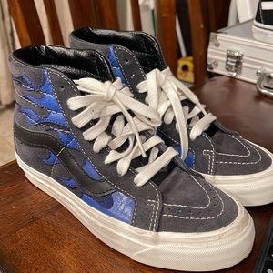 Blue flames Boys vans size 3.5. Excellent used condition.